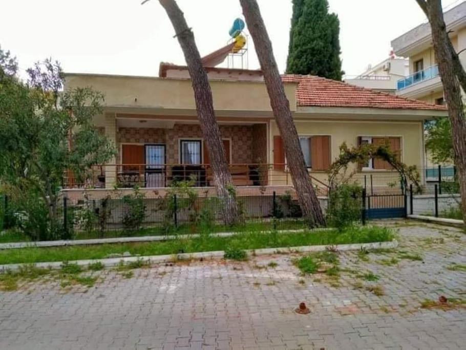 Camlık Mahallesi Apartment | ÇAM AĞAÇLARININ İÇİNDE DENİZ MANZARALI VİLLA