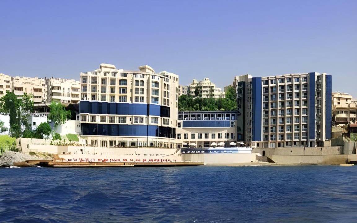 Kusadasi City Centre Hotel | 125 m² Hotel ∙ 127 guests