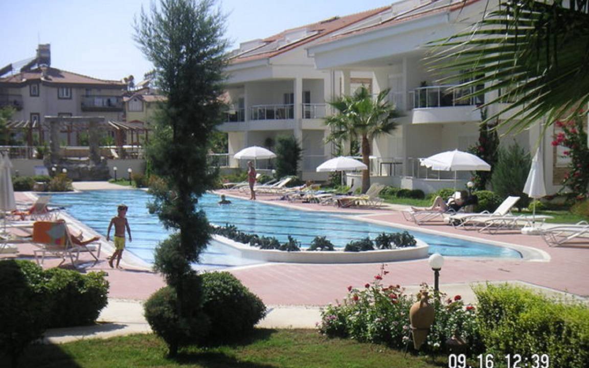 Side Apartment | 170 m² Apartment ∙ 3 bedrooms ∙ 5 guests
