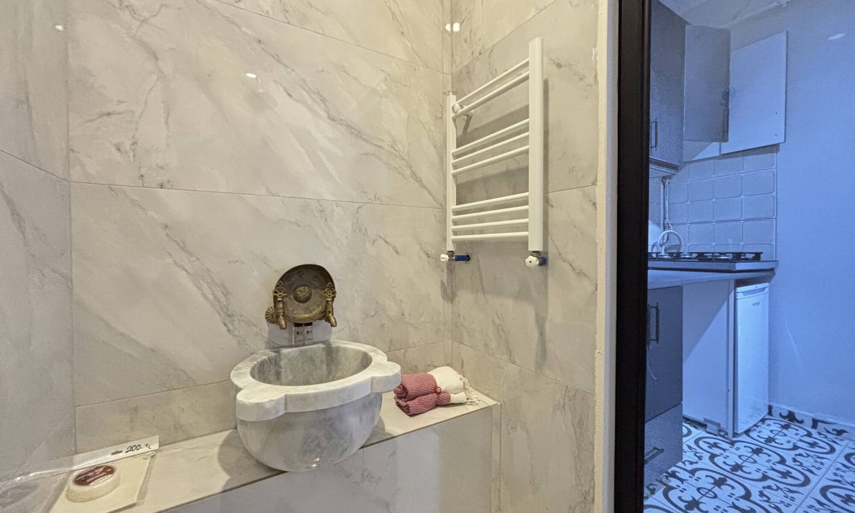 Galata Apartment | 1BR w/Turkish Hammam Central Galata Stay