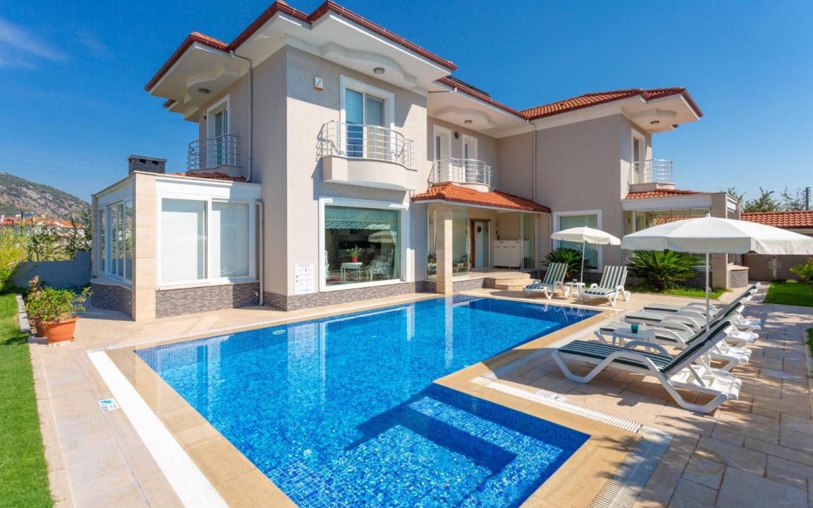 Dalyan Villa | 240 m² Villa ∙ 5 bedrooms ∙ 10 guests