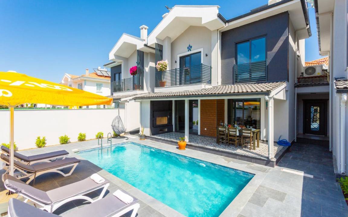 Dalyan Villa | 240 m² Villa ∙ 5 bedrooms ∙ 10 guests
