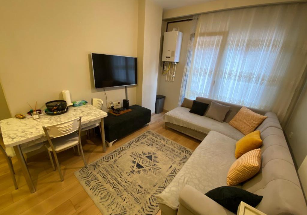 Kagithane Apartment | 5 Minute To Metro, Main Street