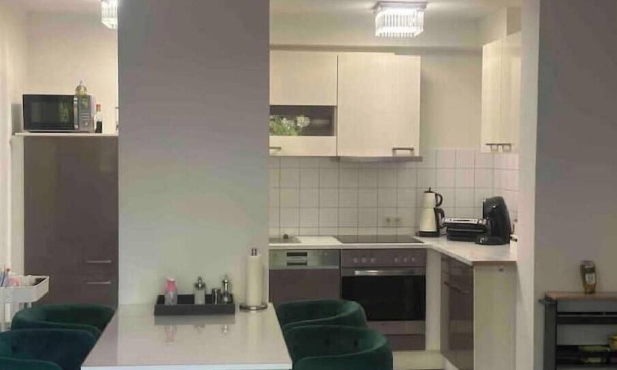 Pendik Apartment | 5 minutes to the pool, 60q, central location + Netflix