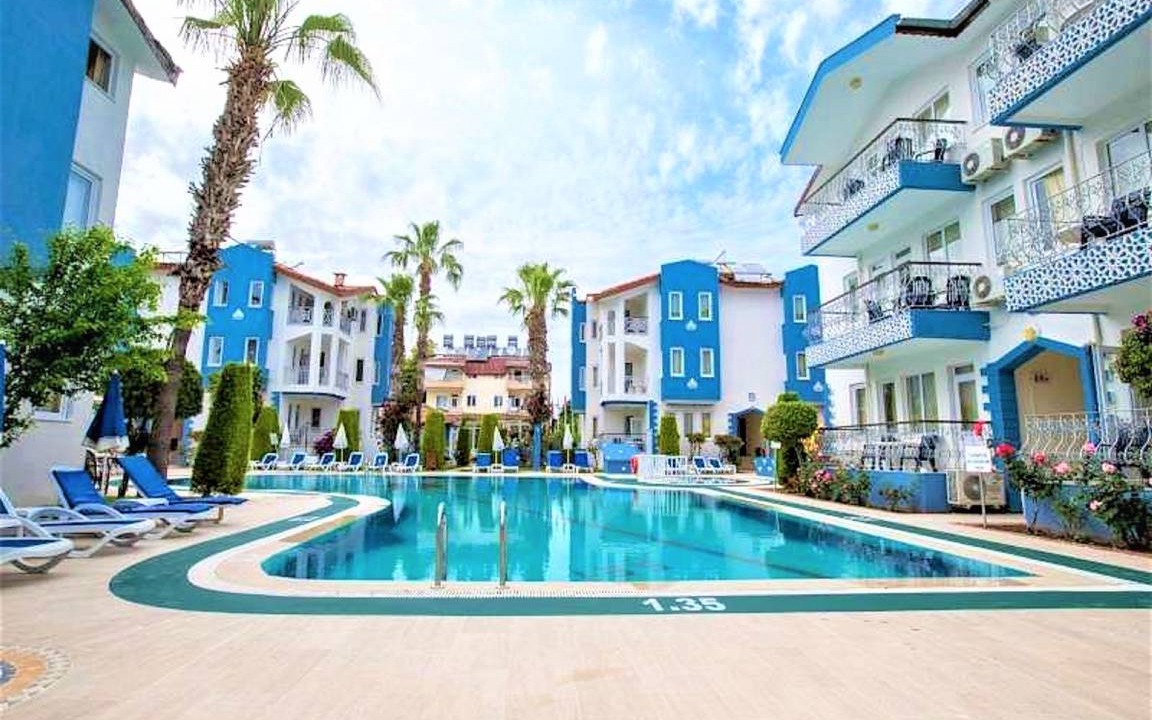 Side Apartment | 80 m² Apartment ∙ 2 bedrooms ∙ 4 guests
