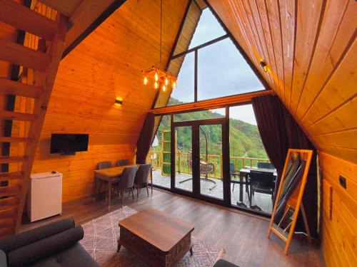 Cayeli Ski Chalet | Ağaran Wooden Houses suit bungalov