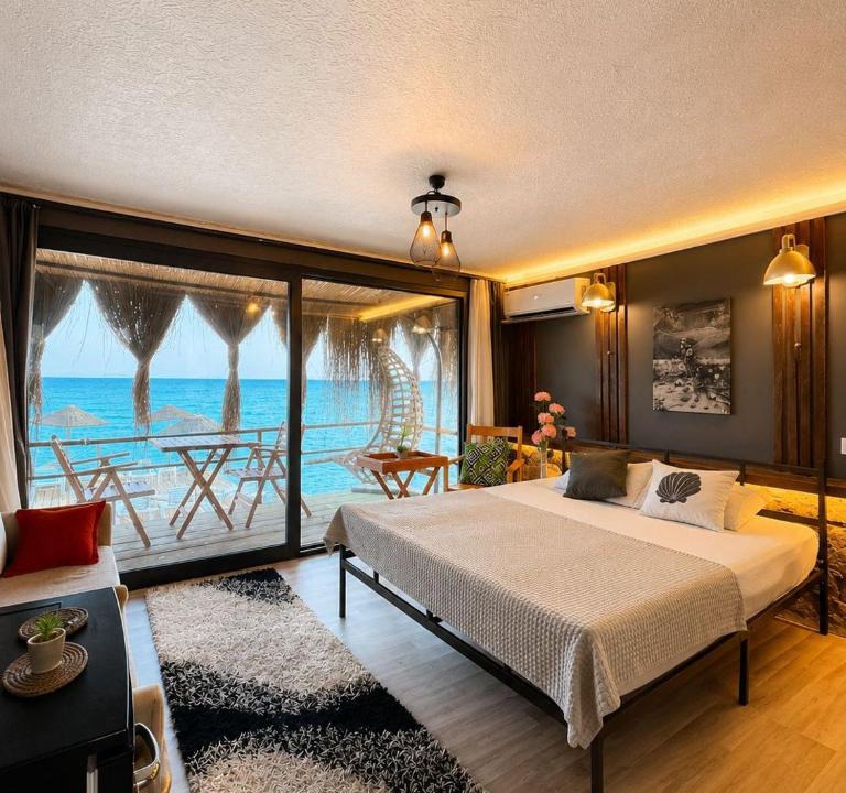 Kucukkuyu Bed & Breakfast | ADA TİNY HOUSE LOCA