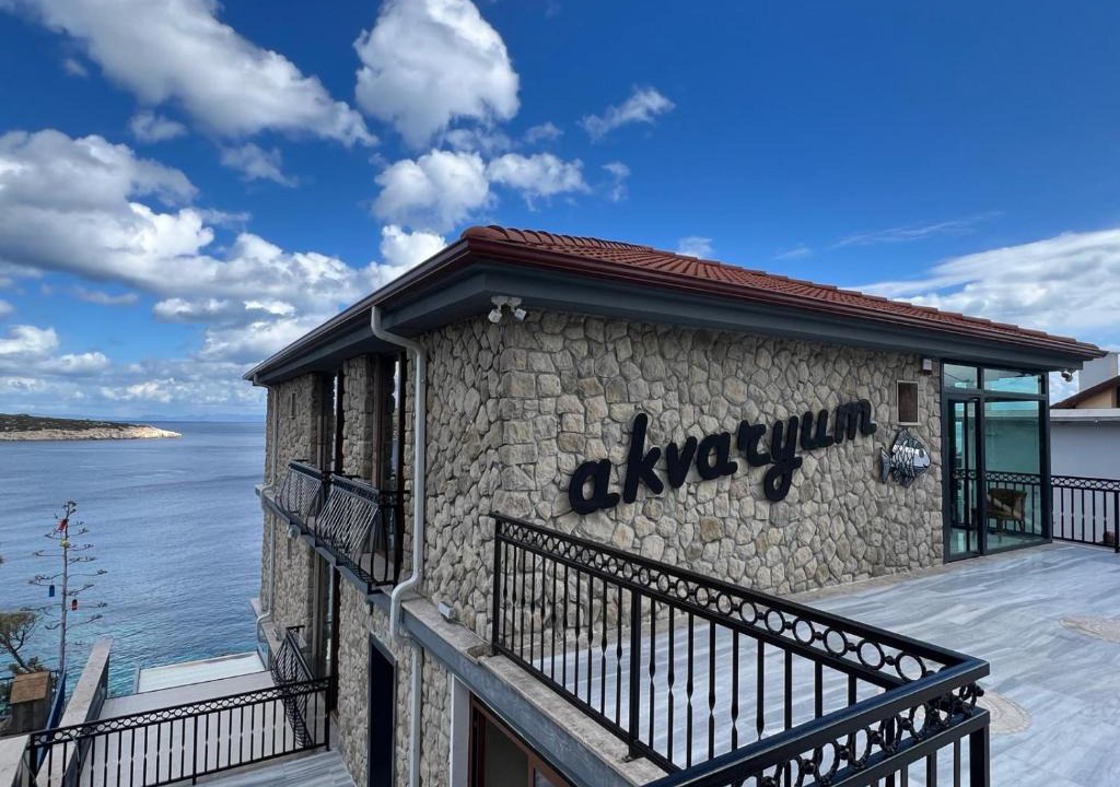 Karaburun Hotel | AKVARYUM BUTİK OTEL
