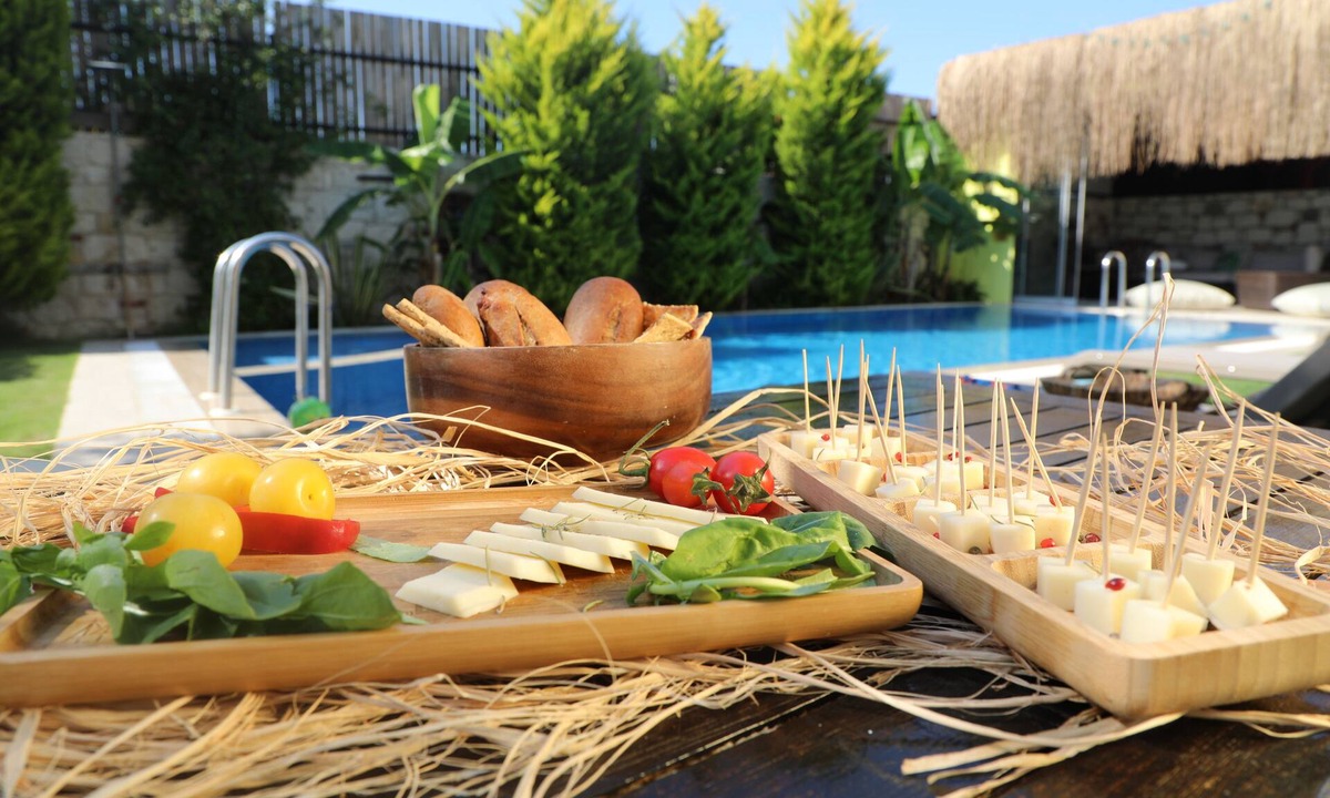 Hacımemis Hotel | Alaçatı Viola Hotel
