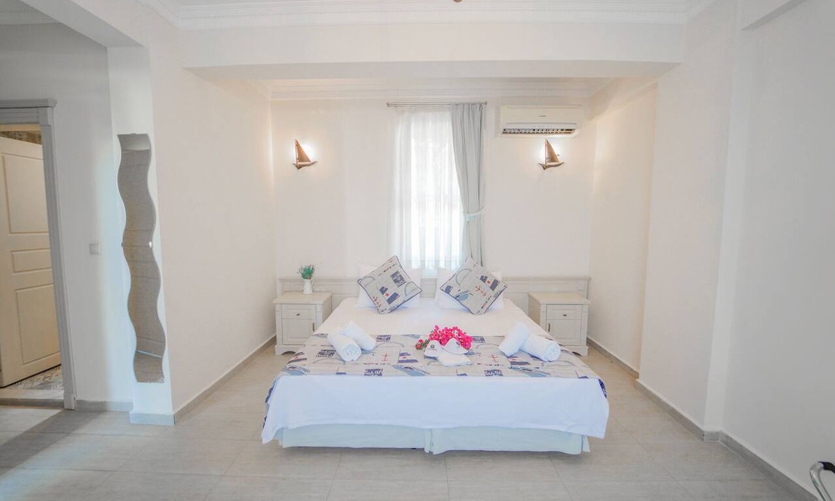 Alacati Hotel | Alacati Marina Palace Otel