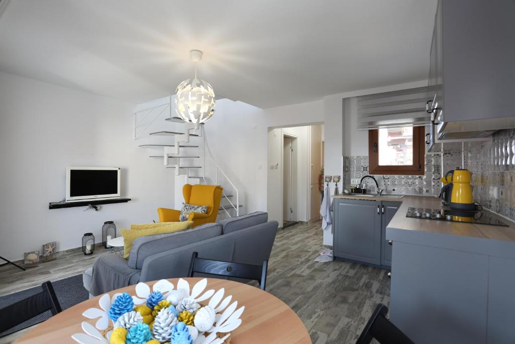 Akyaka City Center Apartment | Alp Suites Limon