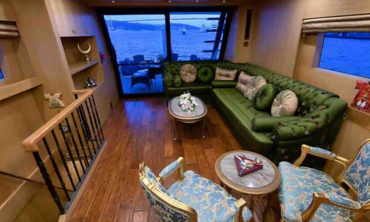 Arnavutkoy Boat Rental | Angelo Bianco