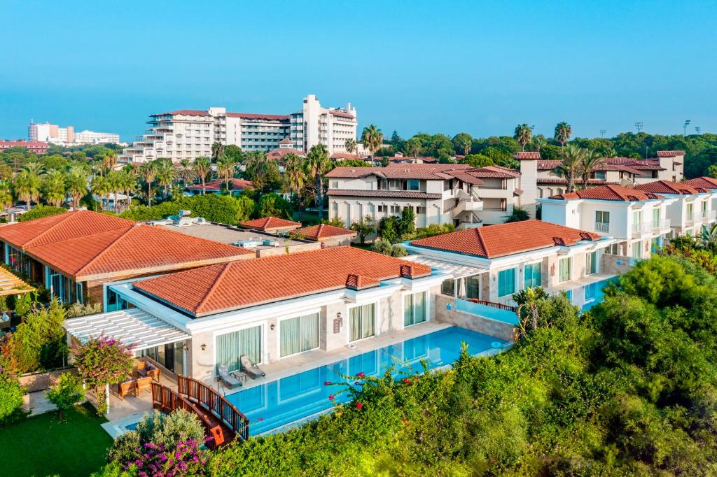 Belek Golf Area Hotel | Bellis Deluxe Hotel & Heated for Winter Aqua Park