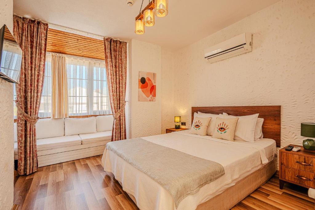 Alacati Bed & Breakfast | Bizim Ev Otel Alaçatı