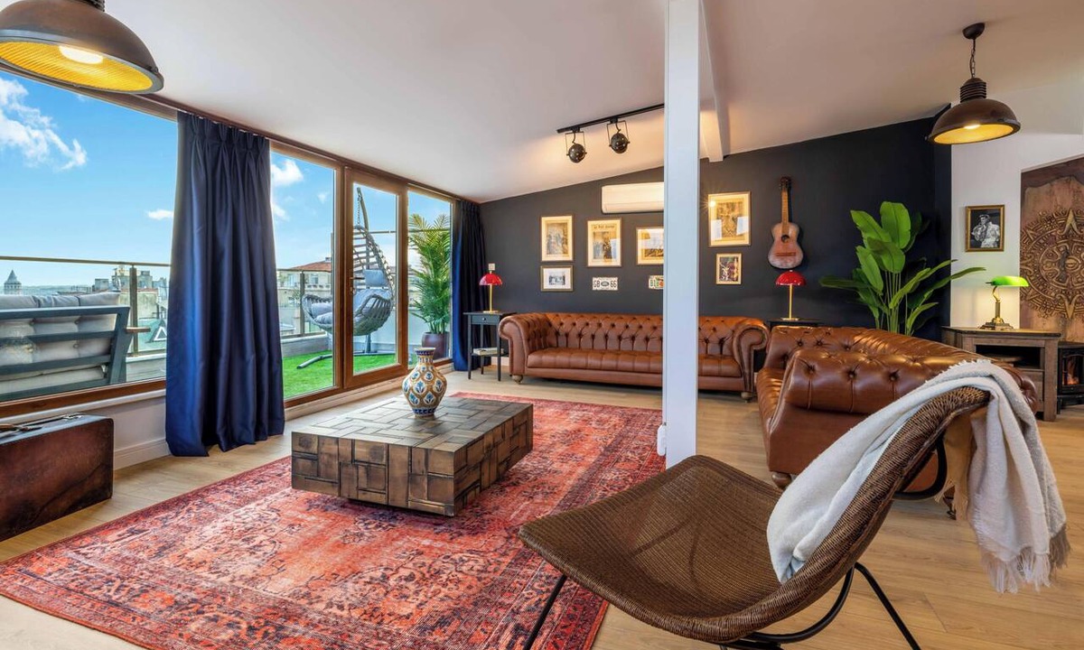 Cihangir Apartment | Bosphorus View Apt with 2 Terraces At Monnas Suite
