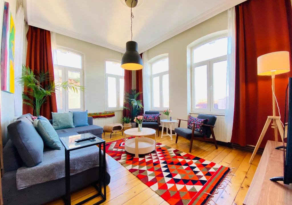 Galata Apartment | Building near Galata Tower with Great View in Beyoglu