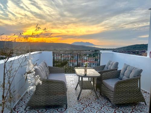 Gokceada House | Casa Verano, duplex with sea and mountain view