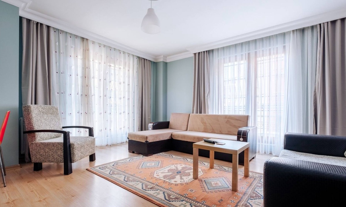 Umraniye Apartment | Central Modern Flat, 7 min to Metropol Mall