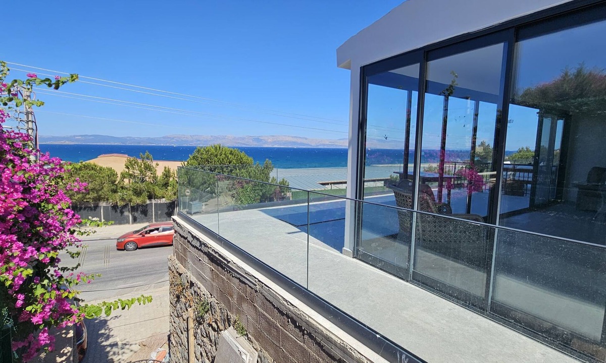 Cesme House | Charming 4-bedroom Villa with own Pool in delightful Cesme - Izmir