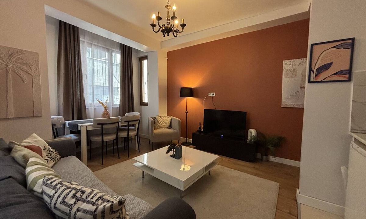 Cagaloglu Apartment | City Retreat - Grand Bazaar & Eminönü Nearby