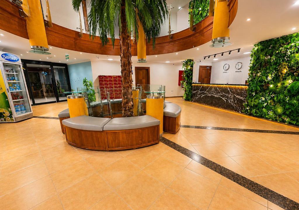 Marmaris City Center Hotel | Club Karakas Apart Otel