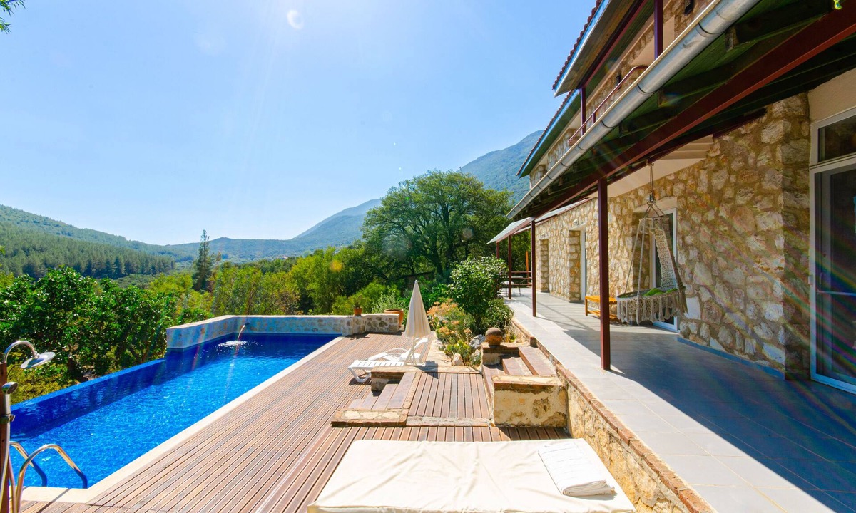 Kas Villa | Country Retreat with infinity pool and huge garden