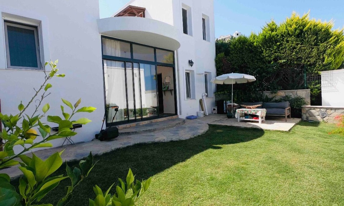 Bodrum City Center House | Cozy 1-bedroom house in charming Muğla with AC comfort
