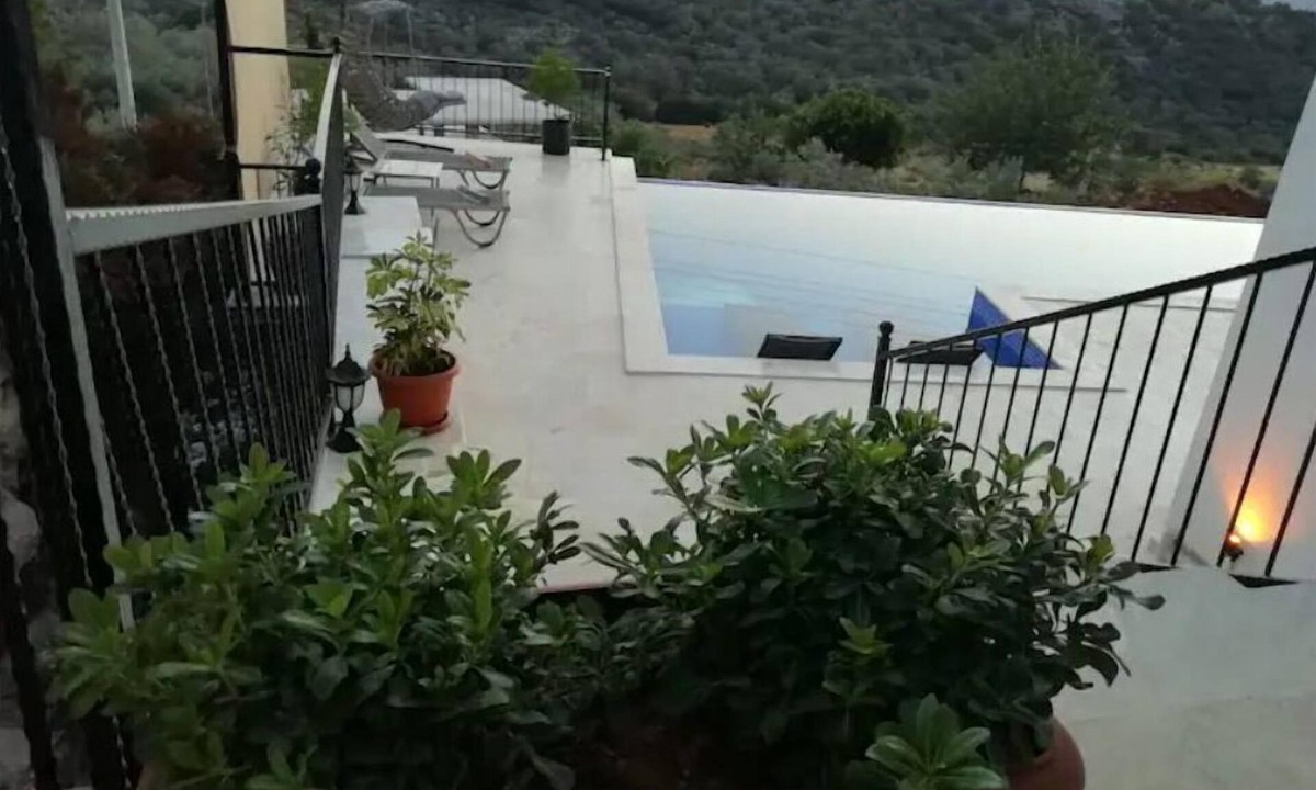 Antalya City Centre Villa | Deniz Ve Doğa Manzaralı Olanağı Sunan Villa!