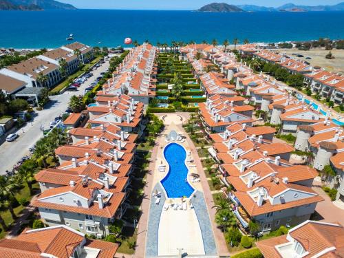 Fethiye City Center Apartment | Duplex apartment on the first line in Fethiye