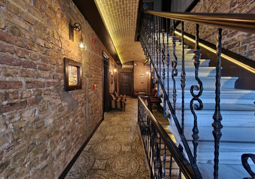 Cihangir Apartment | Element Garden