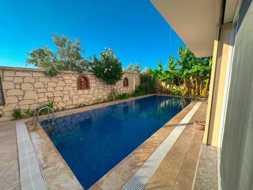 Alacati Villa | Evalacati - Villa Harnup- Detached house with private pool and garden