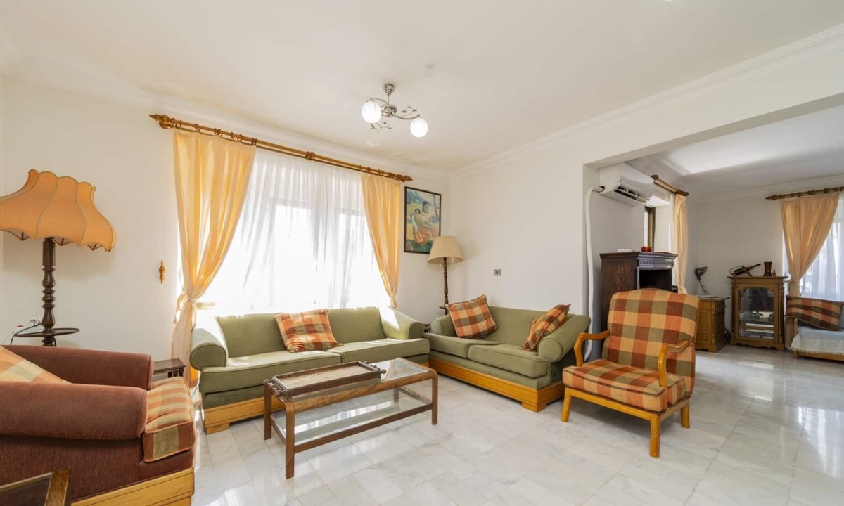 Guzeloba Mahallesi Apartment | Flat with Balcony 3 min to Fosforlu Beach