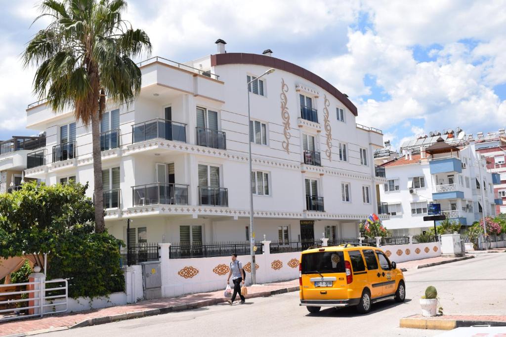 Konyaalti Apartment | Güden-Pearl Apart Hotel , Große Apartments mit Küche , Privater Strand , Ausgezeichnetes Frühstück