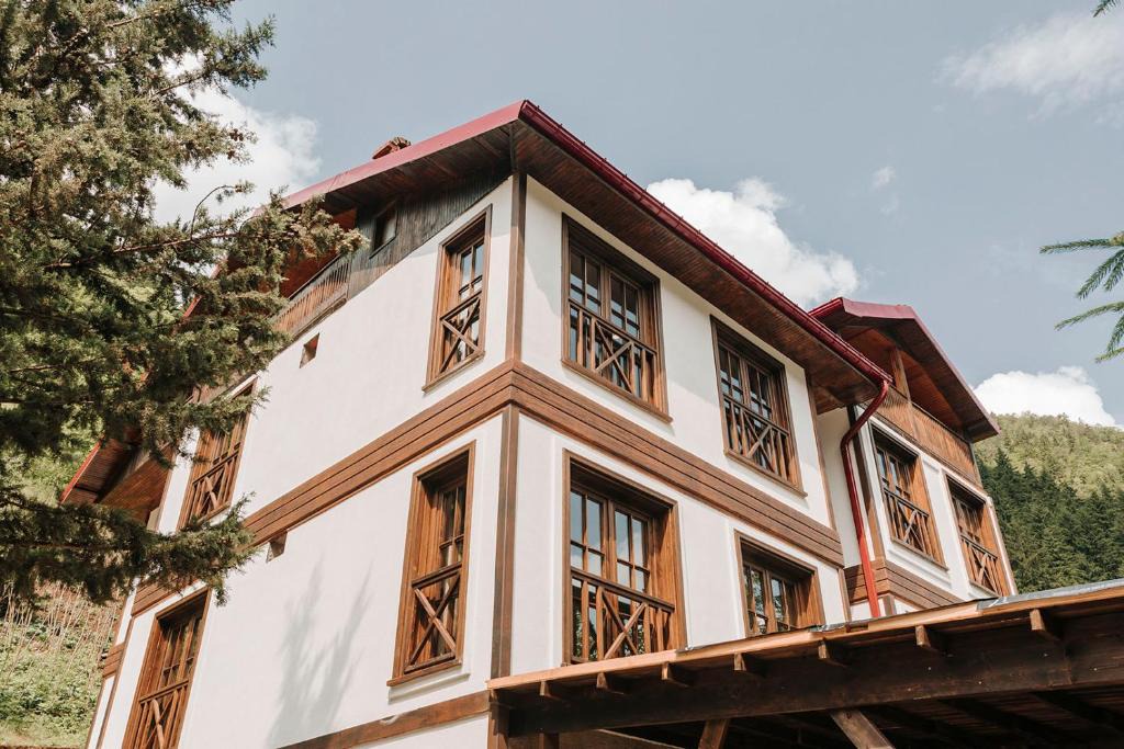 Macka Hotel | İSKALİTA Otel