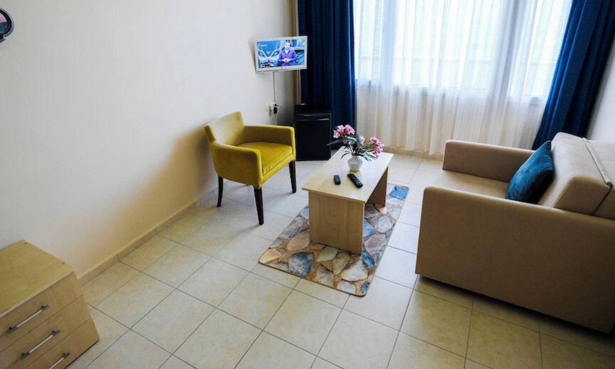 Karaburun Hotel | Karaburun Can Otel