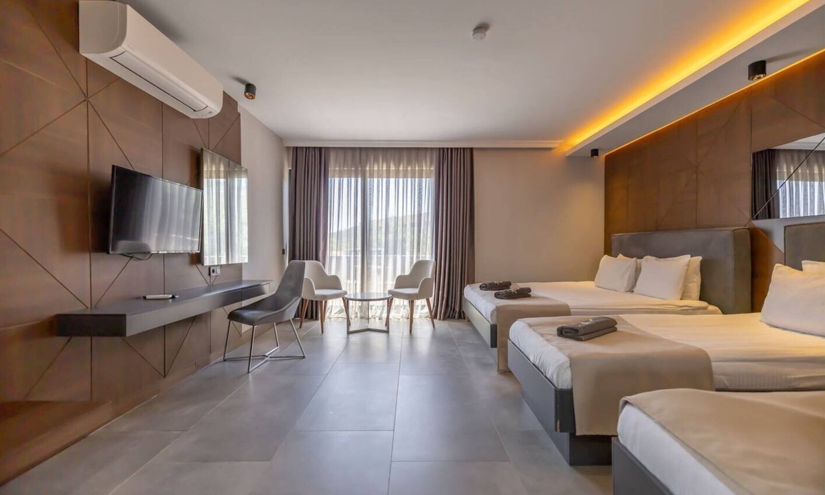 Ayvalik Hostel | Khaja Beach Hotel