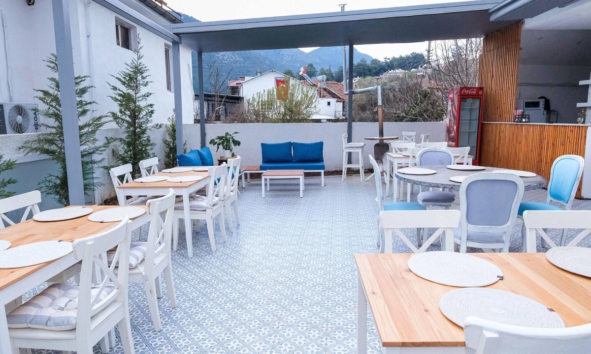 Uzumlu Hotel | La Vera