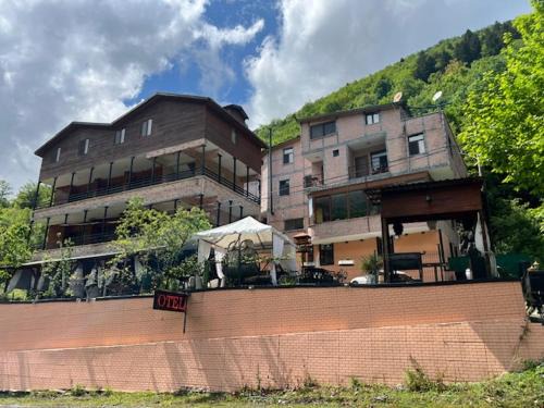 Borcka Hotel | Lapera Otel