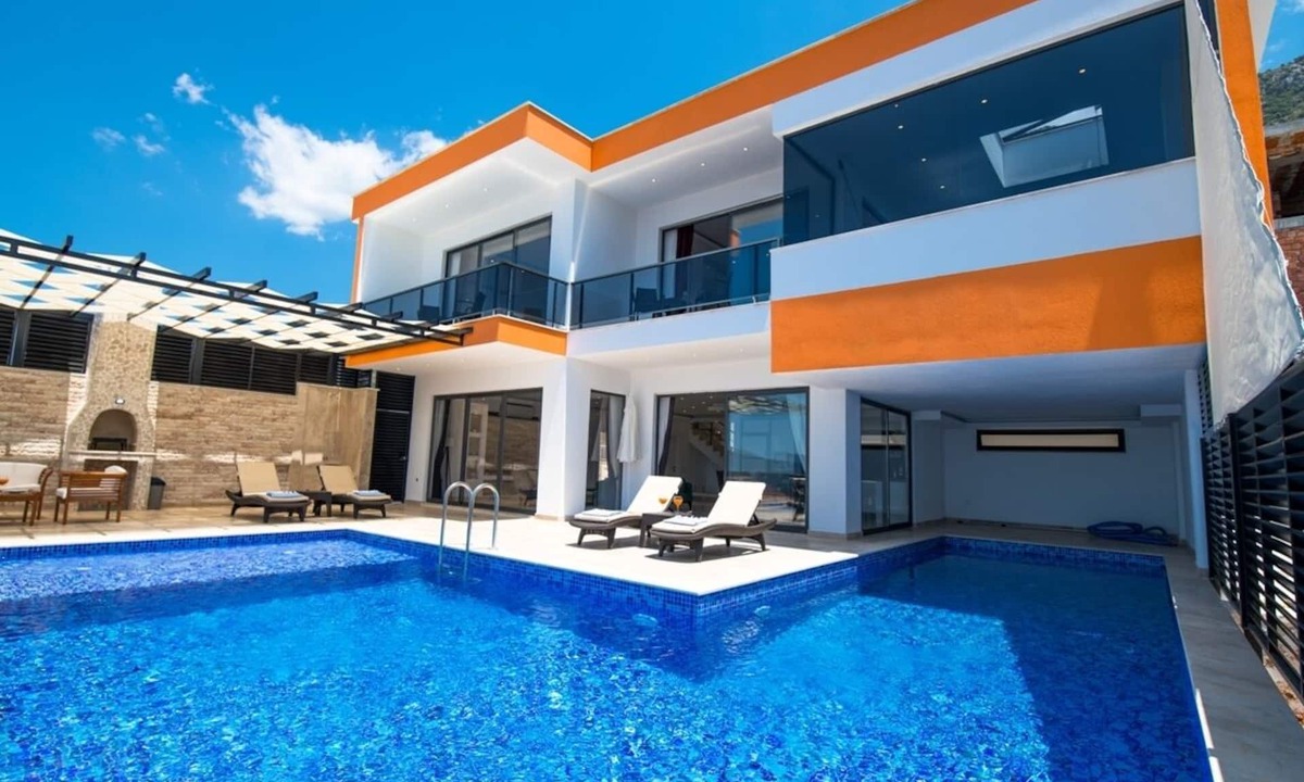 Kalkan Villa | Luxury 2 Bedroom Villa with Sauna & Heated Indoor Pool