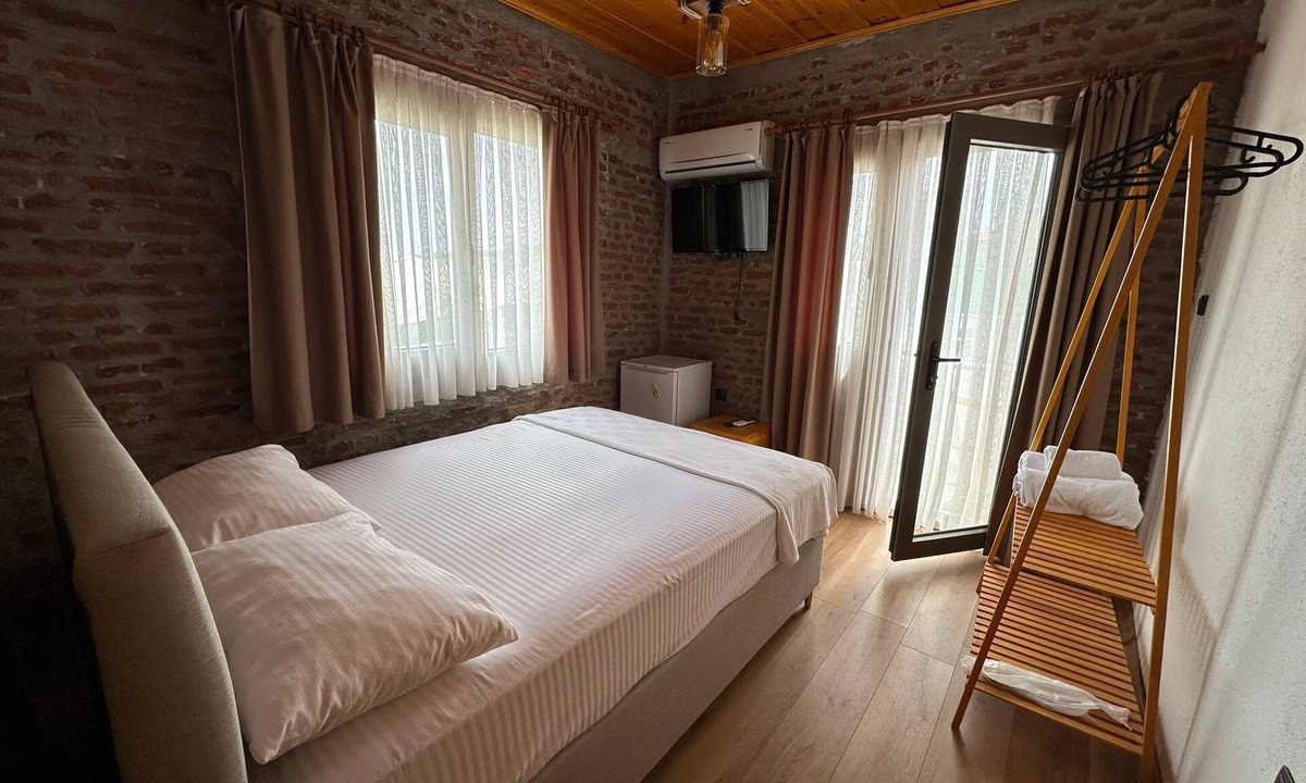 Ayvalik Hotel | Moj Dom Küçükköy