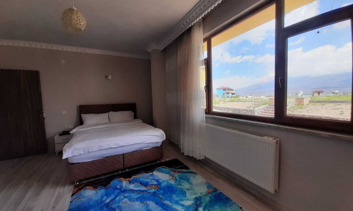 DogubeyazIt Hotel | Parasut Village Hotel
