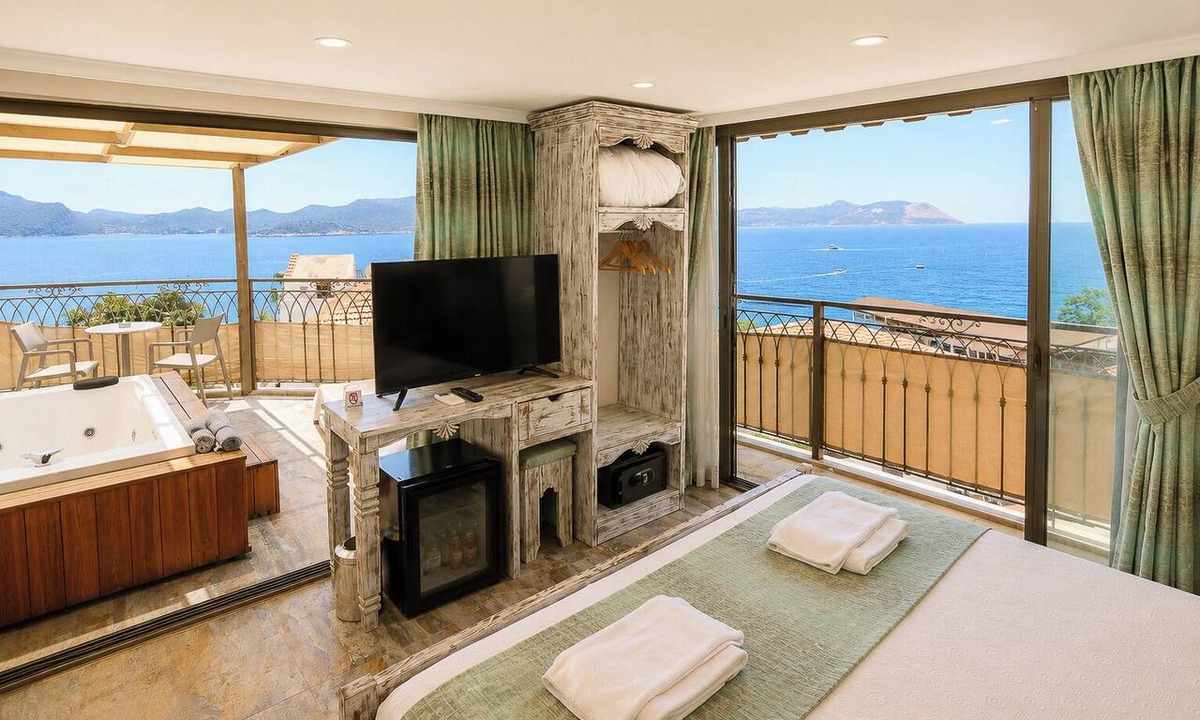 Kas Cabin | Payam Agora Hotel Room Only, Shared Terrace & Kitchen
