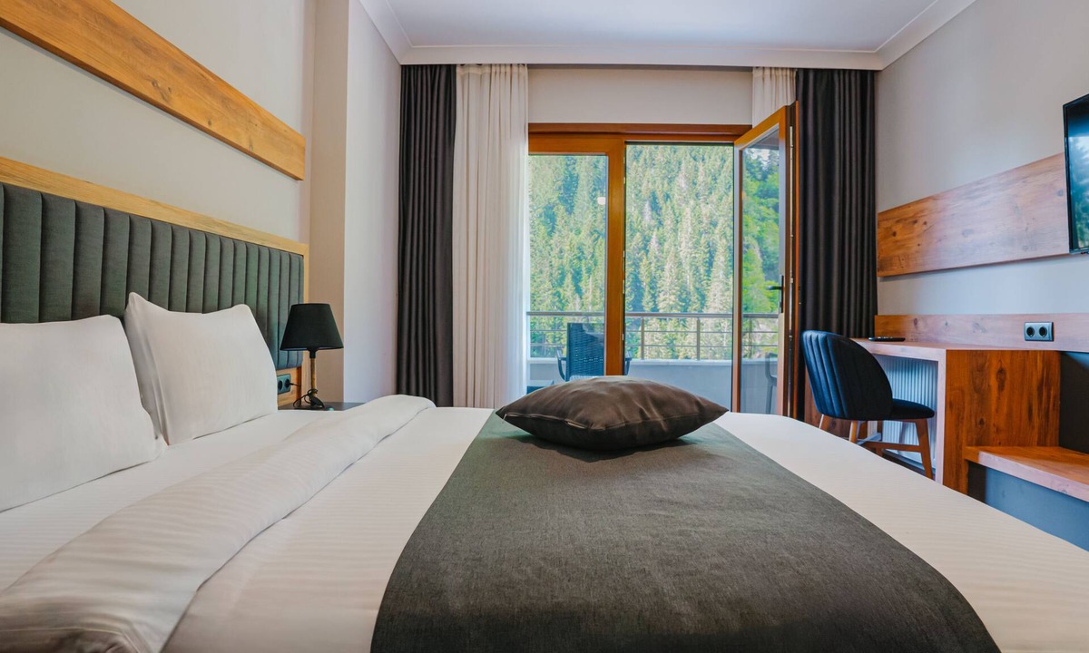 Arakli Hotel | Pazarcik Mountain Hotel