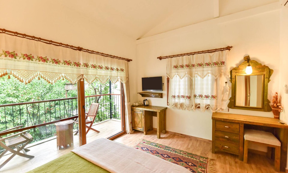 Kayakoy Hotel | Piramit Hotel
