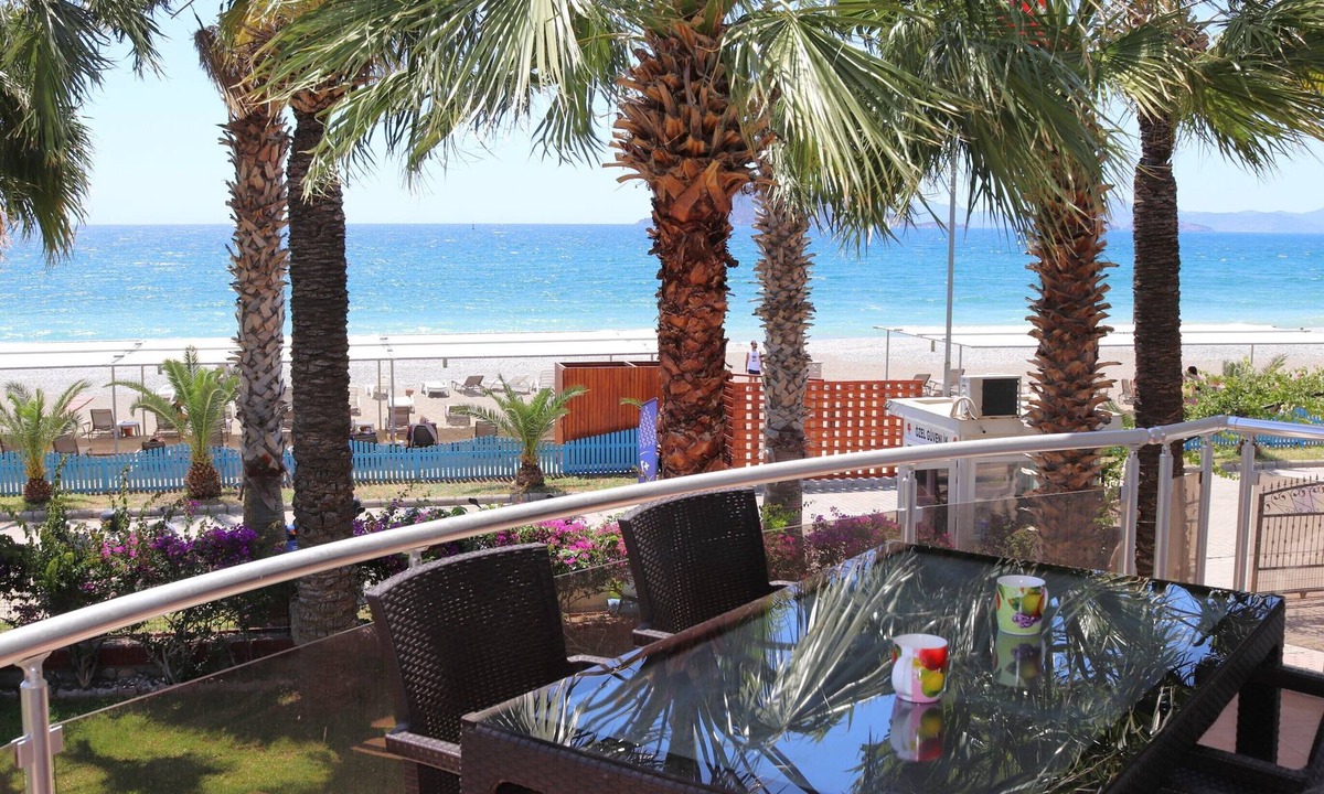 Fethiye City Center Apartment | Poseidon 6, 3 Bedroom Apartment with Unobstructed Beach and Sea views.