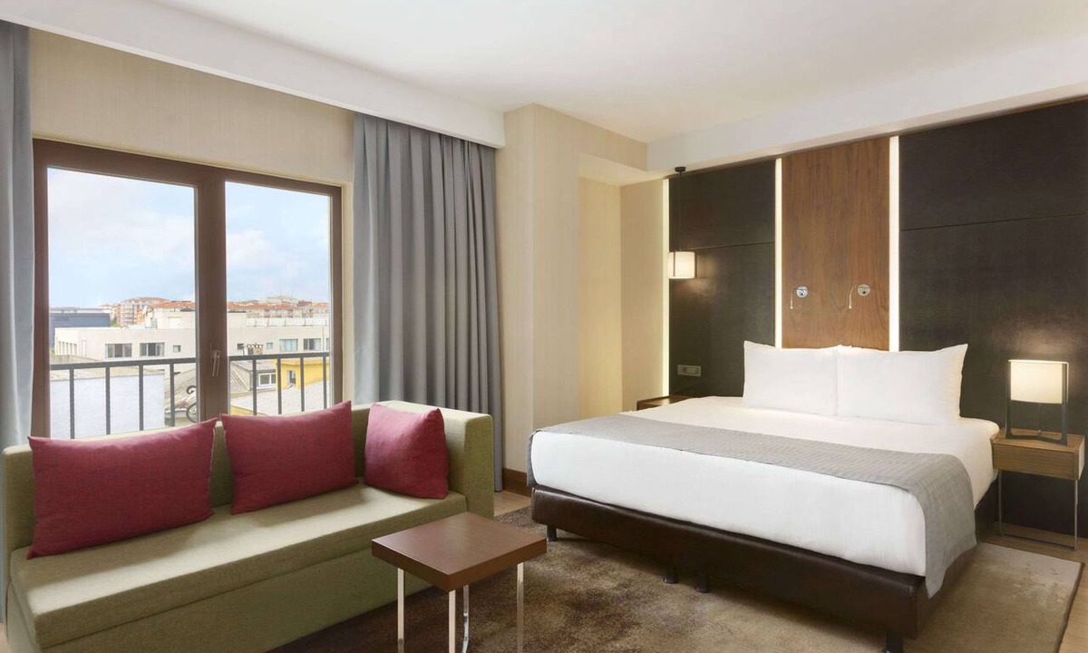 Kucukcekmece Hotel | Ramada by Wyndham Istanbul Florya