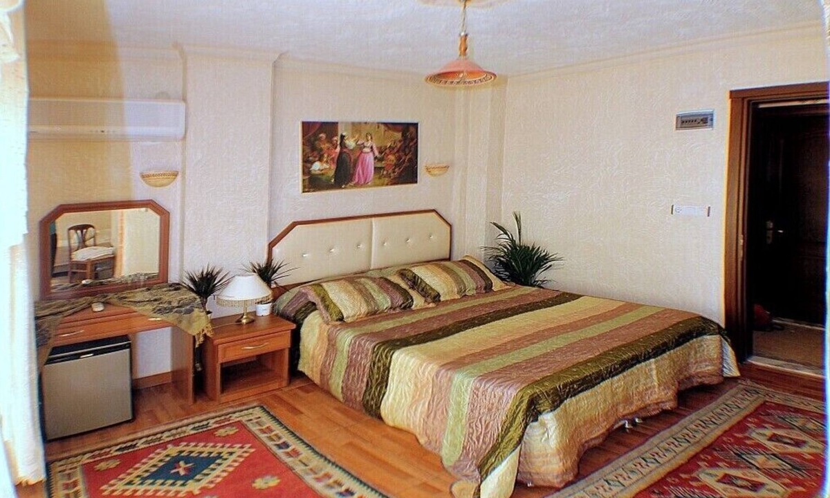 Selcuk House | rebetika hotel located secuk near ephesus (Quadraple Sharing)