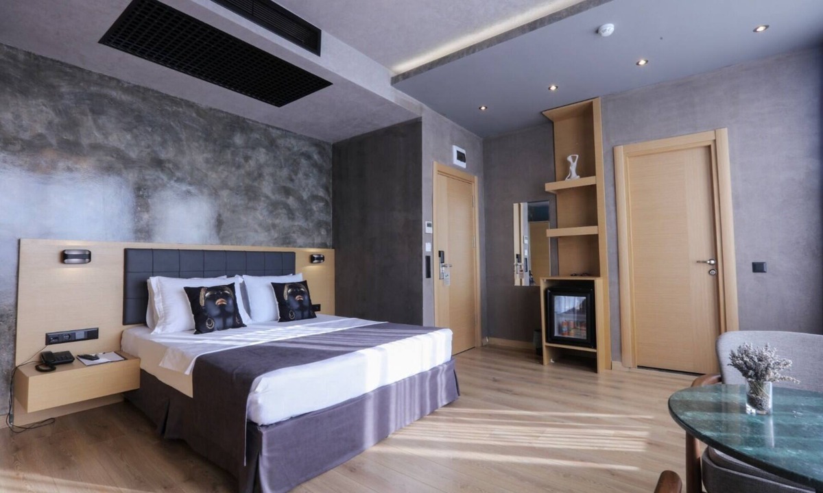 Moda Hotel | Redstone Hotel