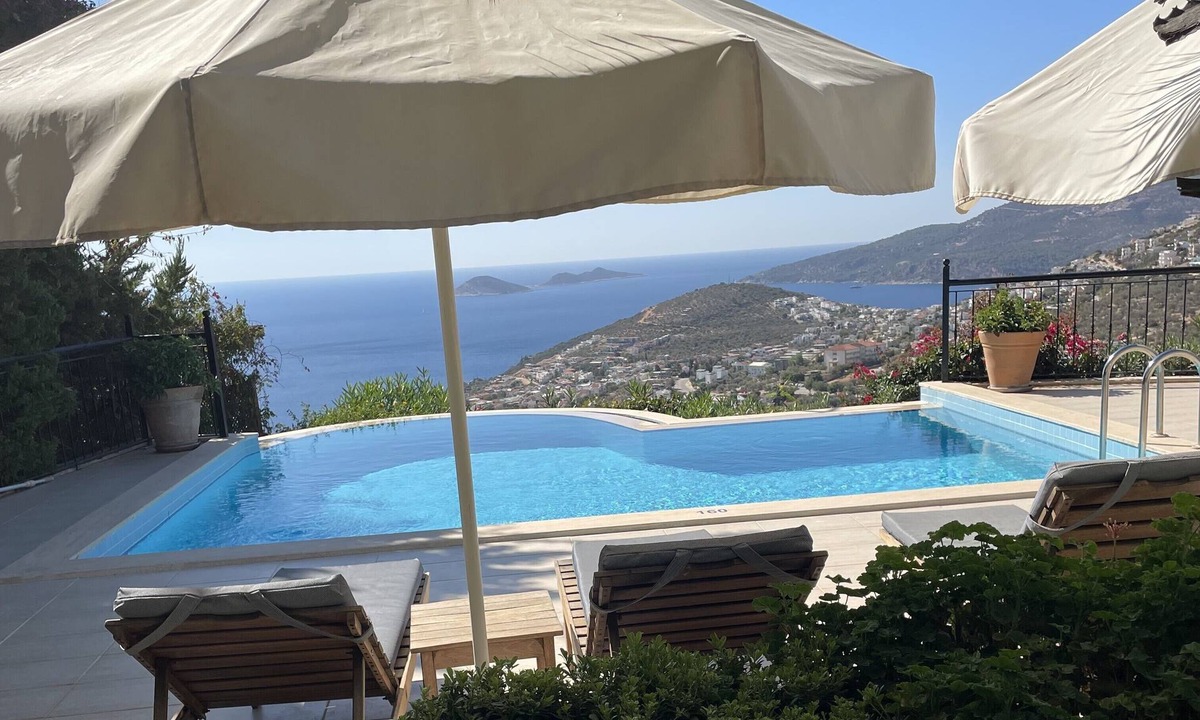 Kalkan Villa | Relaxing Villa Iris- 3 bedrooms, private pool, garden and beautiful sea views
