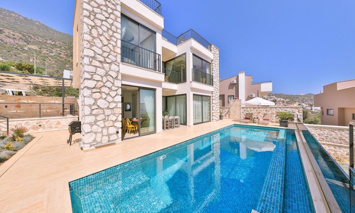 Kalkan Villa | Romantic Villa for 2 in Kalkan, Outdoor and Heated Indoor Pool